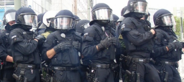 germania-polizia-allertata-per-una-bomba-era-un-sex-toy