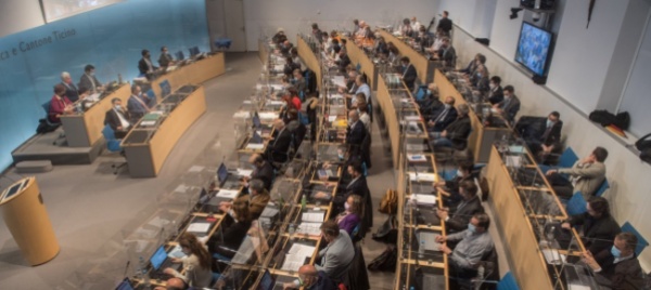 gli-illeciti-finanziari-e-il-criptoparlamento