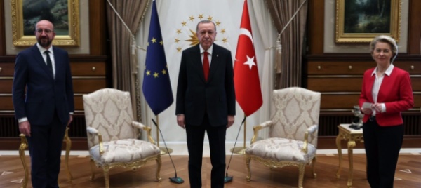 von-der-leyen-senza-sedia-bufera-su-erdogan-e-michel