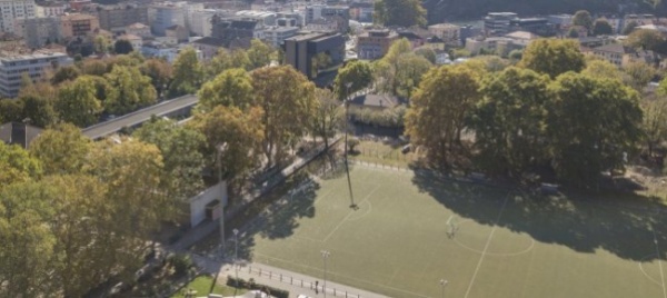 accanto-allo-skate-plaza-una-zona-di-svago-attrezzata
