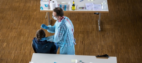 in-svizzera-4-905-nuovi-casi-di-coronavirus-nel-weekend