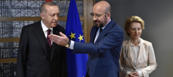 von-der-leyen-il-sofagate-ferita-come-donna-ed-europea