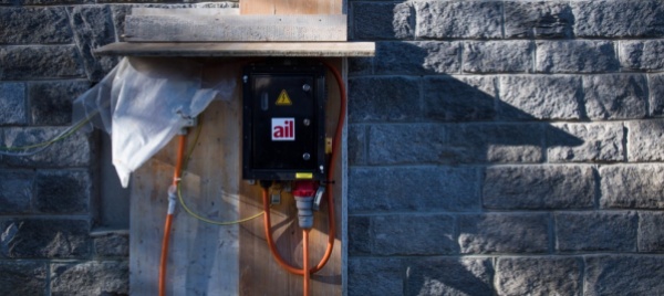 blackout-fra-viganello-e-pregassona-tecnici-al-lavoro
