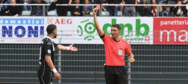 due-arbitri-svizzeri-selezionati-dall-uefa-per-l-europeo