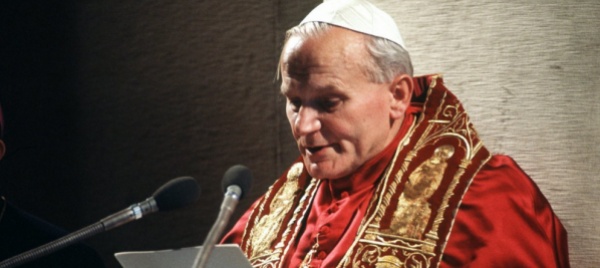 wojtyla-40-anni-fa-l-attentato-in-piazza-san-pietro