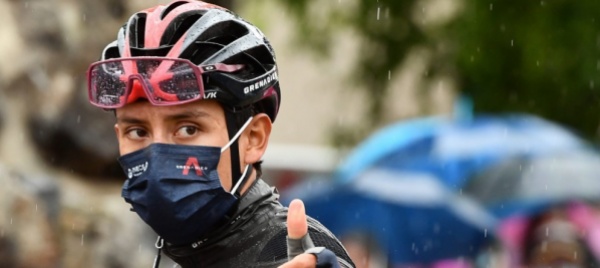 numero-di-bernal-nuova-maglia-rosa-del-giro