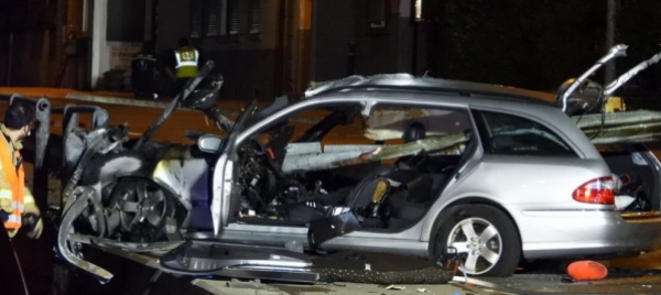 auto-sbanda-e-prende-fuoco-a-bodio-gravissimo-un-29enne