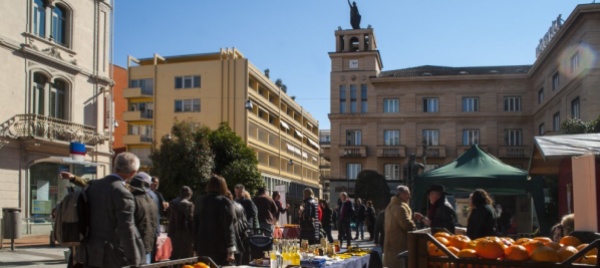 chiasso-dal-municipio-un-contributo-al-mercato-del-venerdi