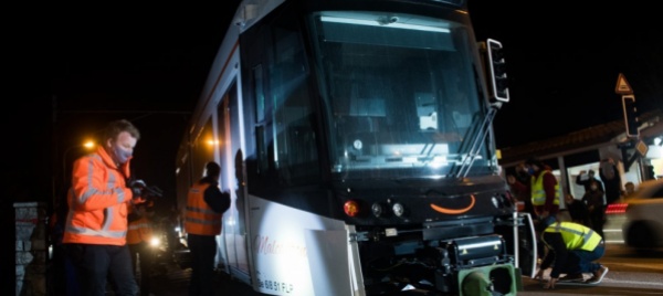 tram-treno-sul-nome-dei-convogli-la-flp-lancia-un-concorso