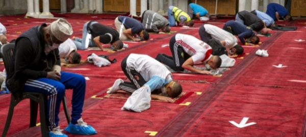 imam-e-fondi-per-le-moschee-sotto-la-lente-del-governo