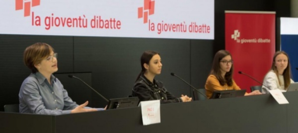 la-gioventu-dibatte-titoli-a-bellinzona-e-tesserete