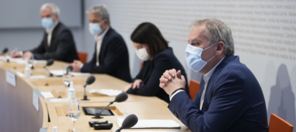 la-task-force-scientifica-rivede-il-proprio-dispositivo