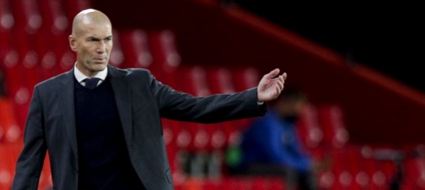 zinedine-zidane-lascia-il-real-madrid
