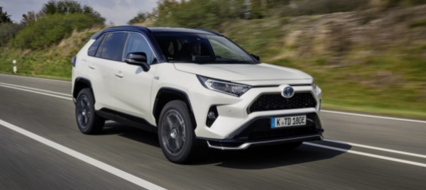 toyota-rav4-phev-vivace-ma-parca