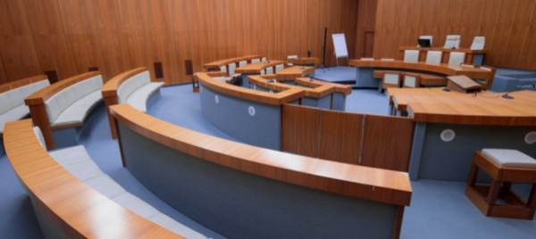 ex-allenatore-volontario-hcl-in-aula-per-coazione-sessuale