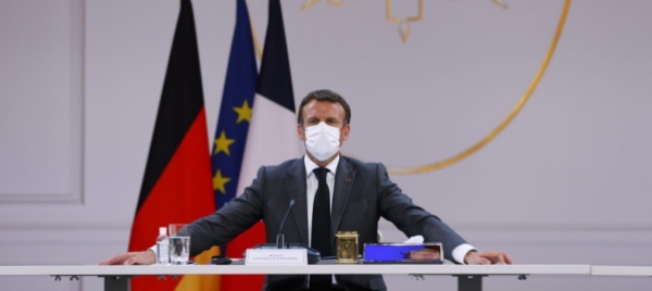 francia-macron-e-brigitte-si-sono-vaccinati