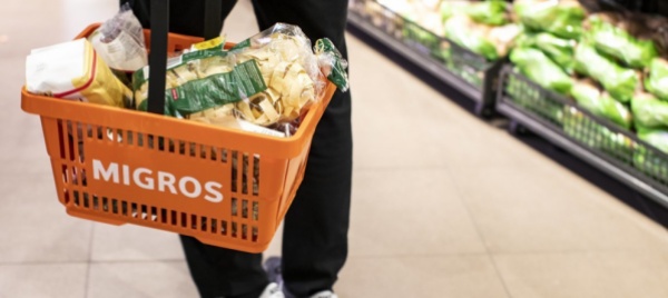alimentari-migros-la-piu-amata-ma-lidl-e-aldi-si-fanno-sotto