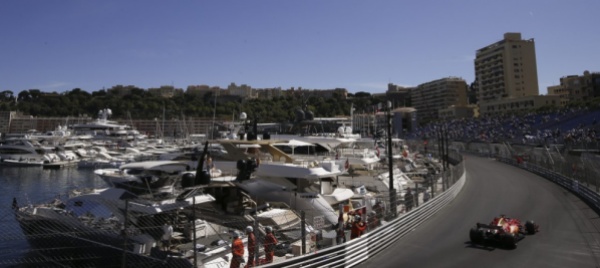 a-montecarlo-dove-un-po-tutto-e-fuori-dalla-norma