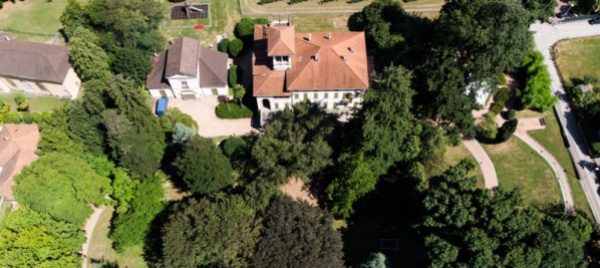 bellinzona-l-artista-luca-forcucci-alla-villa-dei-cedri