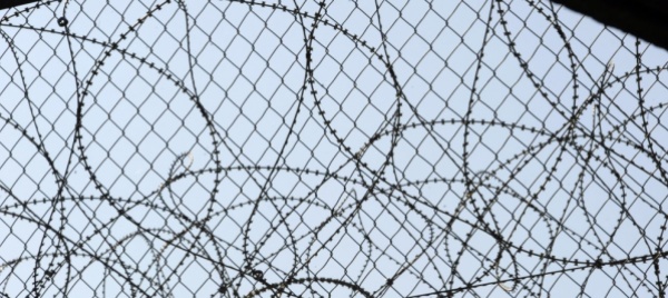 stupro-e-perturbamento-pace-dei-morti-44-mesi-di-carcere