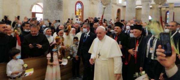 acn-con-papa-francesco-in-iraq-a-sostegno-dei-cristiani