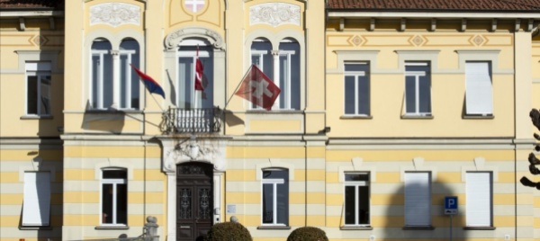 meno-di-60-consiglieri-a-mendrisio-il-municipio-boccia-l-idea