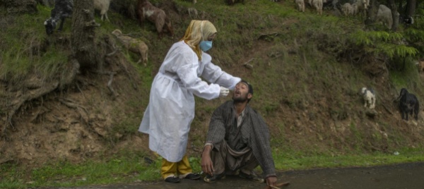 covid-triste-record-per-l-india-4-529-morti-in-24-ore