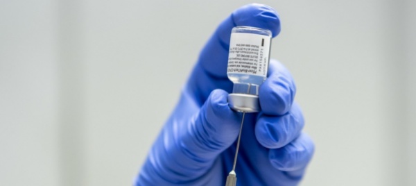 pfizer-e-astrazeneca-efficaci-contro-la-variante-indiana