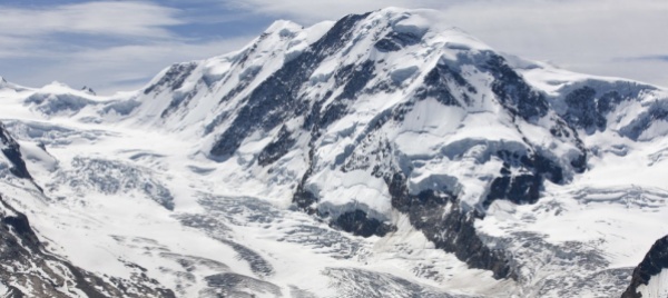 vallese-caduta-fatale-sul-ghiacciaio-del-grenz-morto-31enne