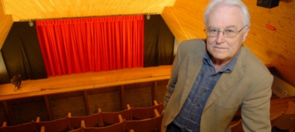 fernando-ferrari-saluta-il-cinema-blenio-di-acquarossa