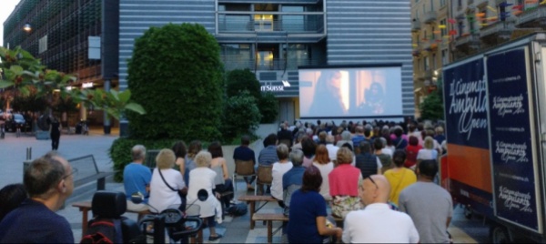 a-chiasso-il-cinema-va-anche-nei-quartieri