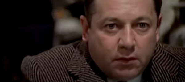 sfigato-vessato-e-adesso-anche-restaurato-torna-fantozzi
