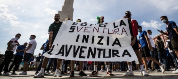 roma-si-e-accesa-e-l-euro-e-pronto-a-partire