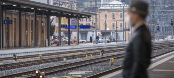 cantiere-in-stazione-a-chiasso-soppressi-alcuni-treni-tilo