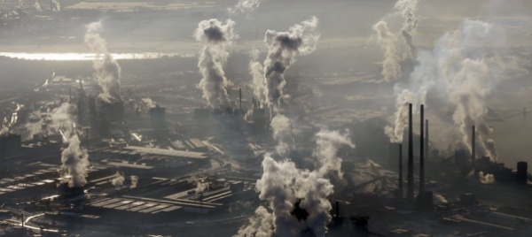 si-definitivo-del-parlamento-europeo-alla-legge-sul-co2