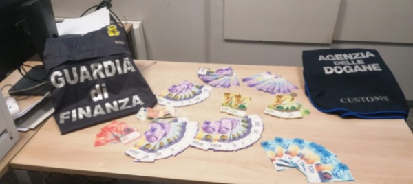 como-brogeda-intercettati-oltre-344-000-euro-non-dichiarati