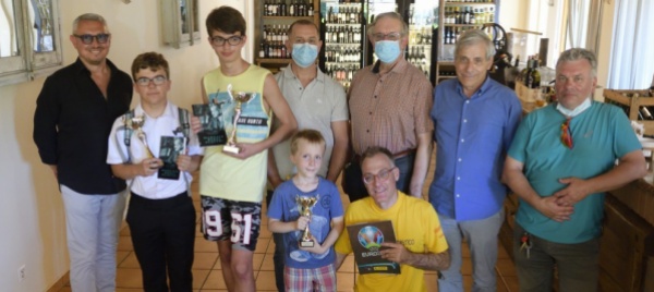 scacchi-e-under-16-i-premiati-del-torneo-di-figino