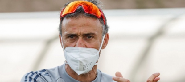 spagna-bolla-separata-per-undici-giocatori-di-picchetto