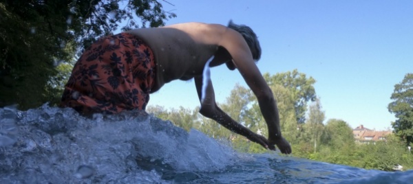 fa-il-bagno-nell-aare-e-scompare-si-cerca-un-giovane-a-olten