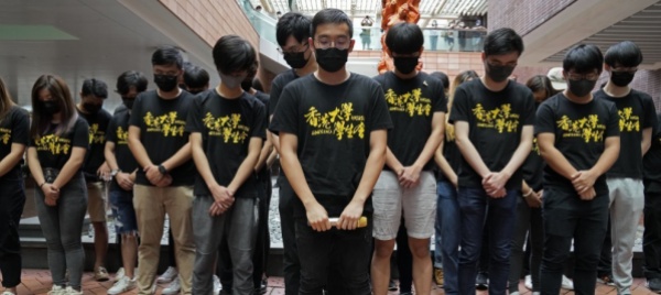 hong-kong-blindata-per-tienanmen-la-piazza-simbolo-vuota