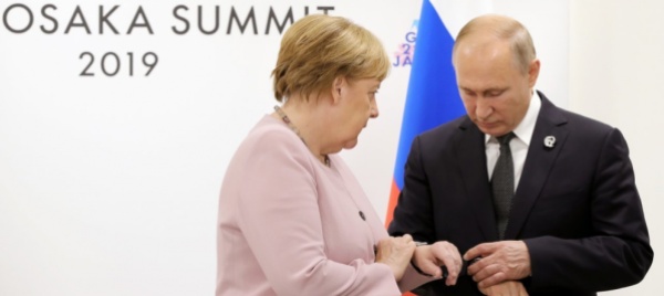 merkel-serve-un-contatto-diretto-tra-europa-e-russia