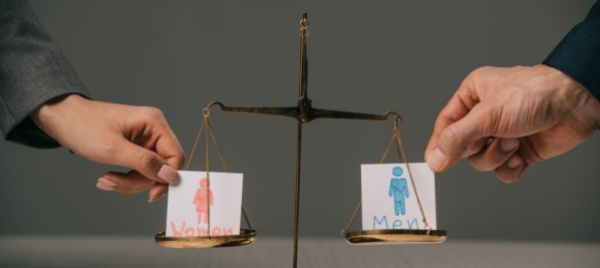 pari-opportunita-nei-media-edizione-2021-del-premio-ermiza