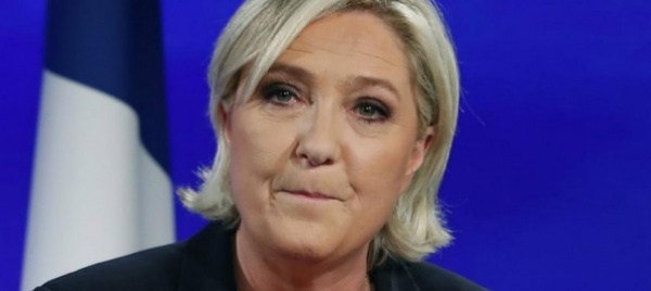 francia-marine-le-pen-non-fa-breccia