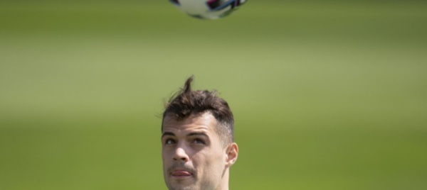 xhaka-ha-l-accordo-con-la-roma-e-a-mourinho-piace