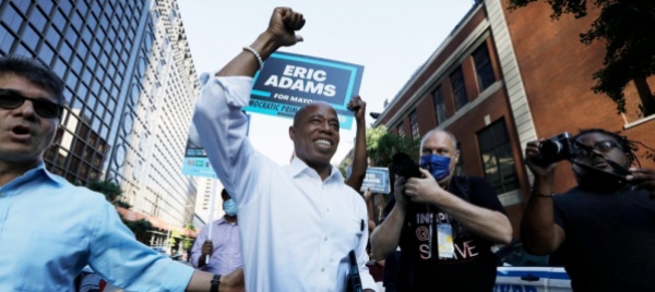 l-ex-agente-afroamericano-che-sogna-di-prendersi-new-york