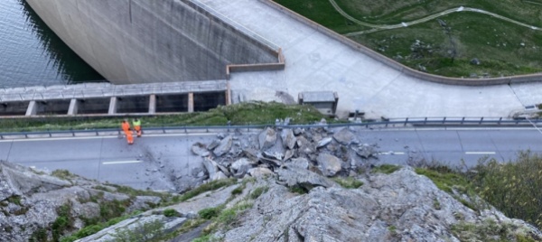 strada-del-lucomagno-chiusa-per-frana-fino-a-nuovo-avviso