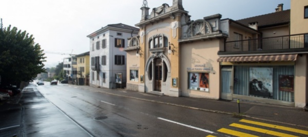 mendrisio-in-via-vela-non-si-vive-dal-rumore