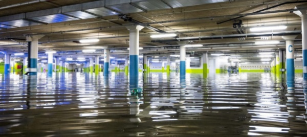 preoccupa-l-acqua-alta-a-neuchatel-record-del-lago