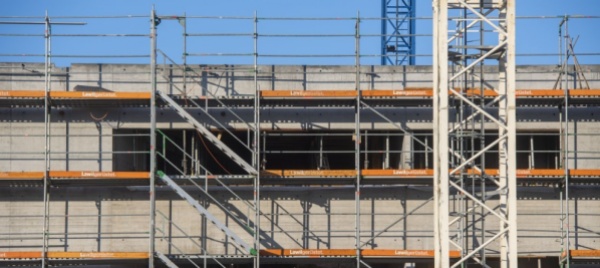 infrazione-alla-legge-sugli-stranieri-in-un-cantiere