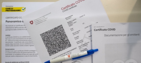 commissione-vaccini-il-certificato-covid-va-usato-di-piu